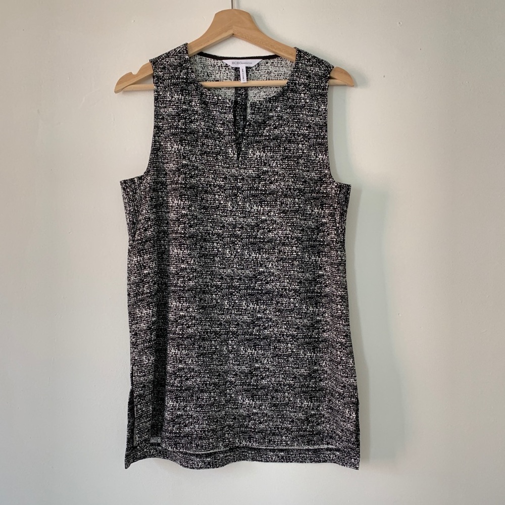 BCBGeneration Gray Split Neckline Sleeveless Dress
